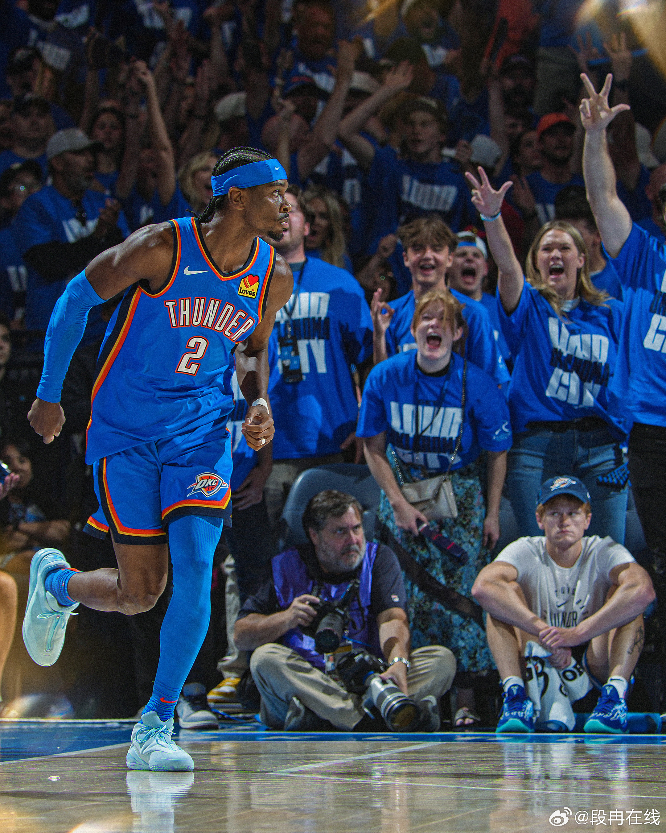 魔术横扫步行者，布克刷新纪录