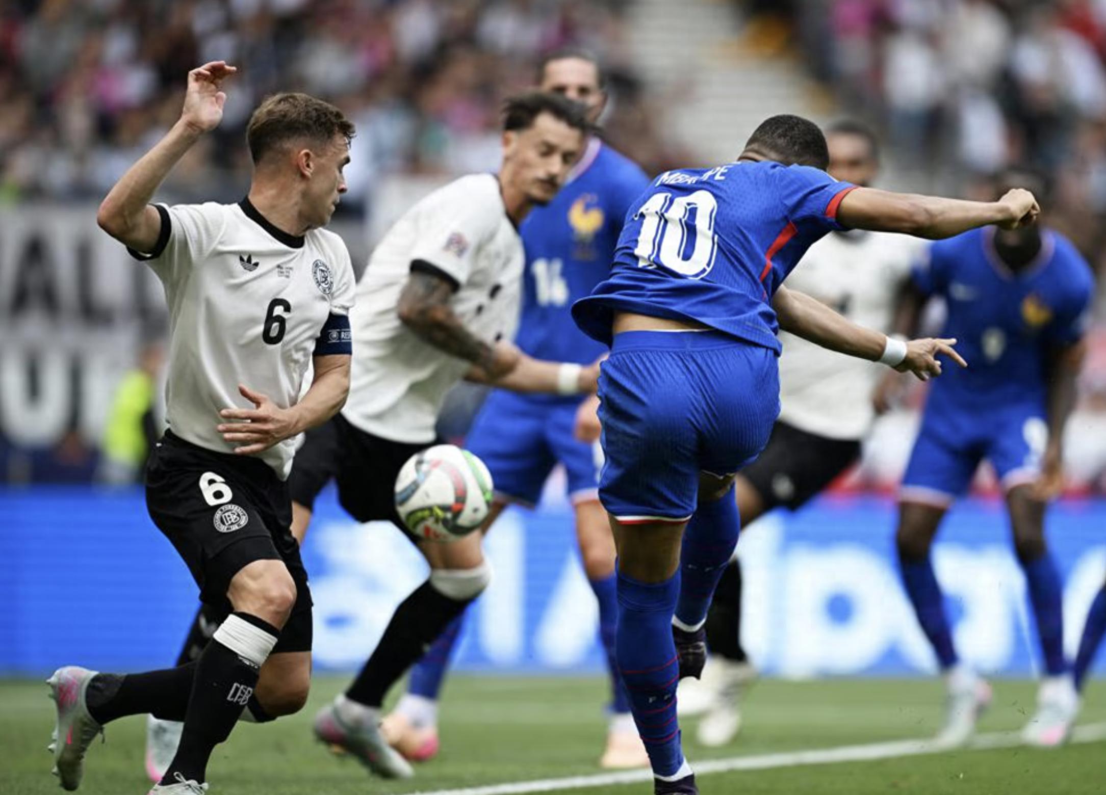 法国绝杀利物浦，阿什拉夫点燃赛场