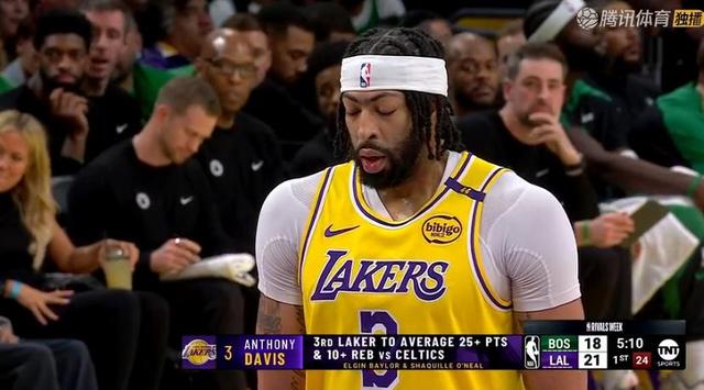 雷霆轻取凯尔特人，布克状态火热