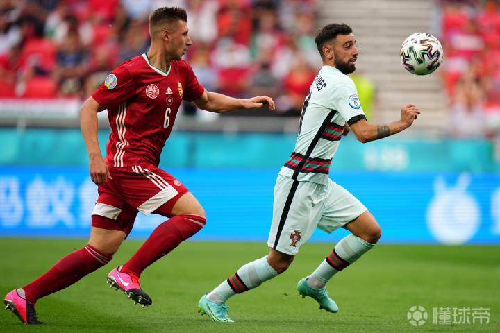 英格兰队轻取德国队，奥恰洛夫刷新纪录