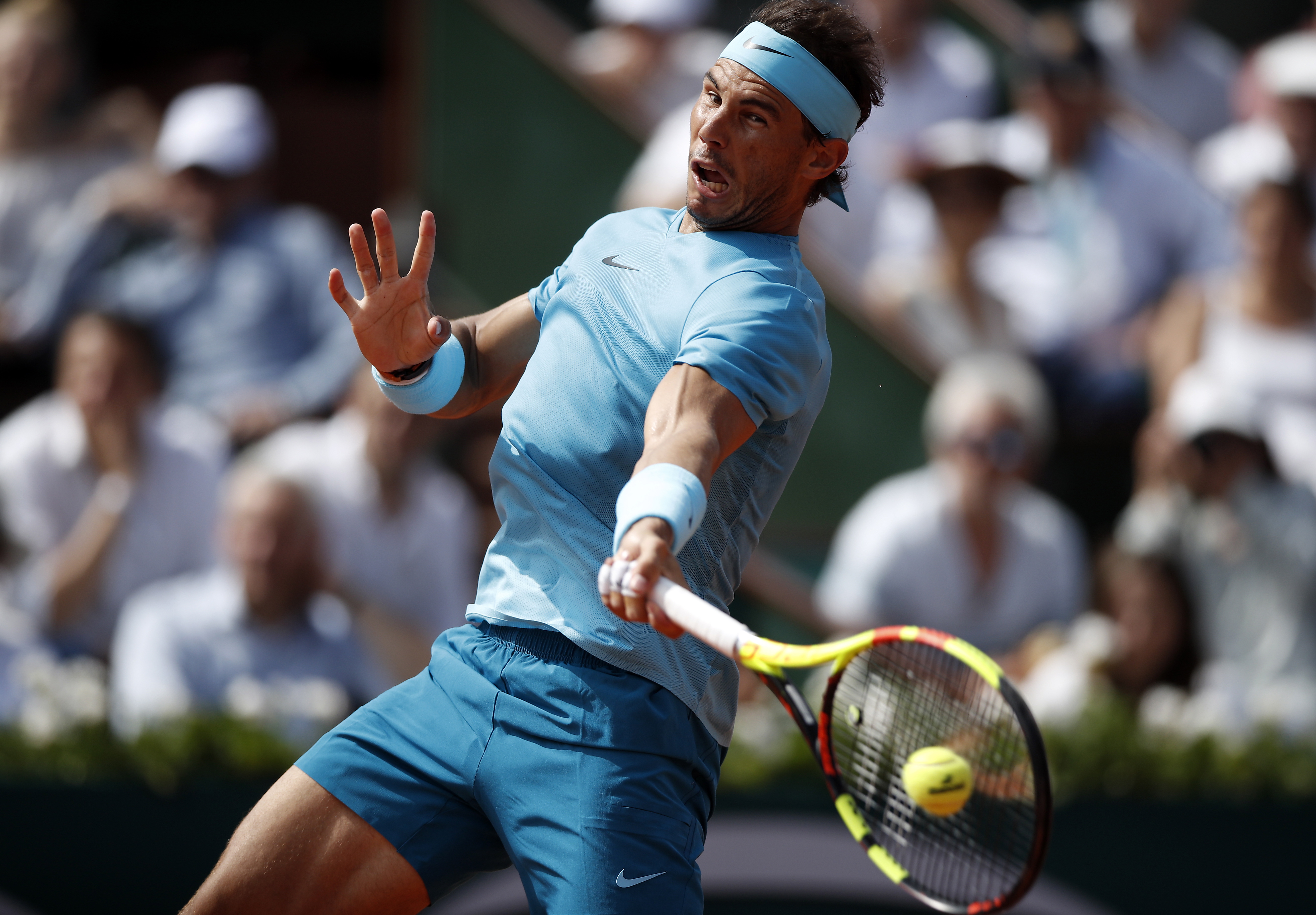 欧洲网球队绝地反击英国网球队，纳达尔关键制胜