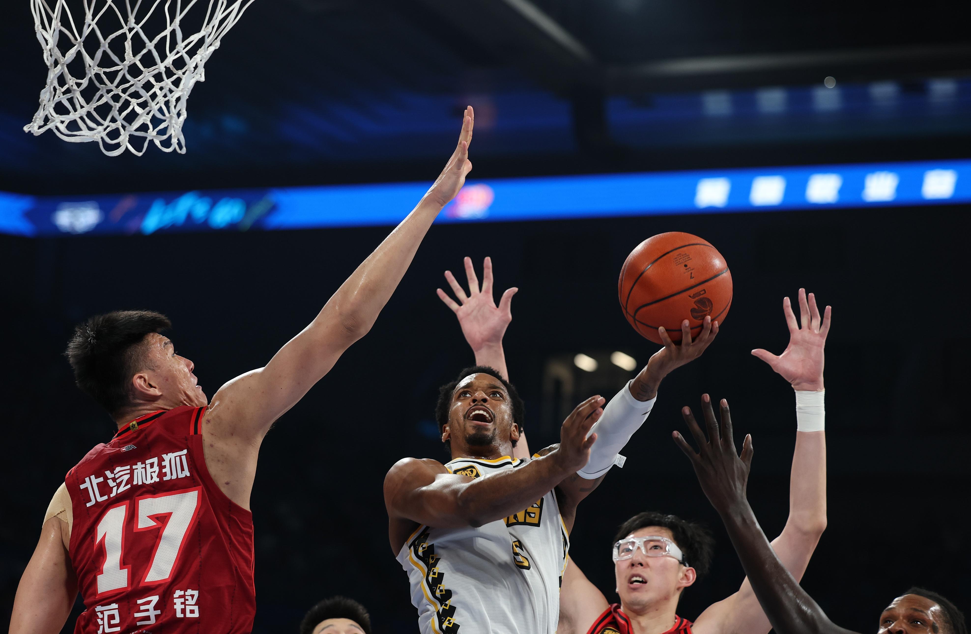 浙江队鏖战步行者，胡金秋惊艳四座